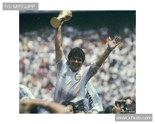 足球场上的光辉时刻：探索球星们的精彩瞬间与传奇旅程