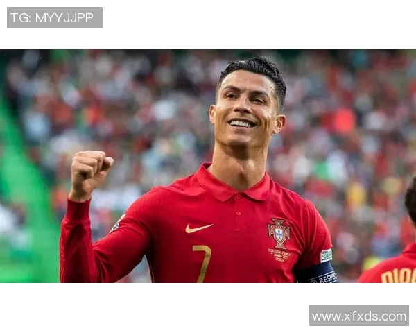 足球球星背后的不为人知的训练细节与生活习惯揭秘